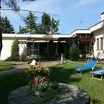 فندق مبيت وإفطار Al Villino Del Sole 3*