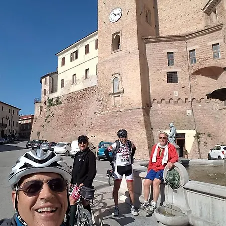 Al Villino Del Sole Alojamento de Acomodação e Pequeno-almoço Fano